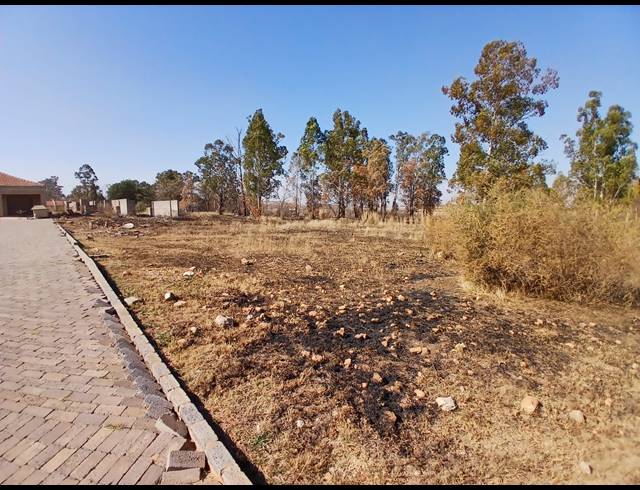 2,190M² VACANT LAND FOR SALE IN HENLEY ON KLIP